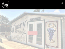 Tablet Screenshot of hutchinsonfarmwinery.com